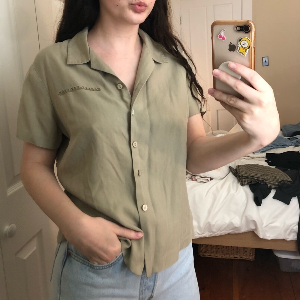 Harley Davidson 100% silk button up short sleeve